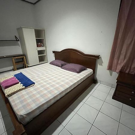 Spot On 94142 Al Fatih Residence Syariah 2 Jakarta Kültér fotó