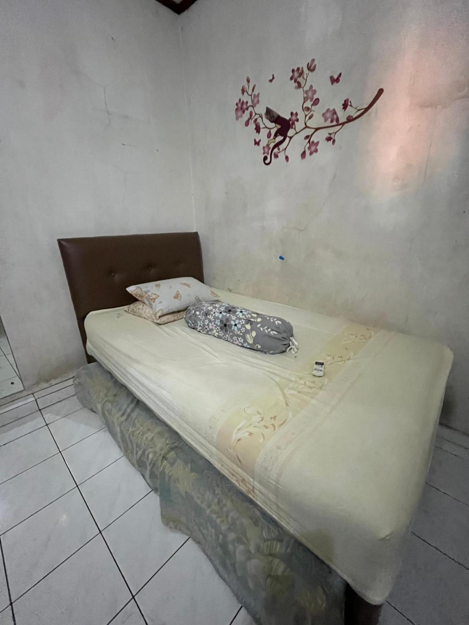 Spot On 94142 Al Fatih Residence Syariah 2 Jakarta Kültér fotó