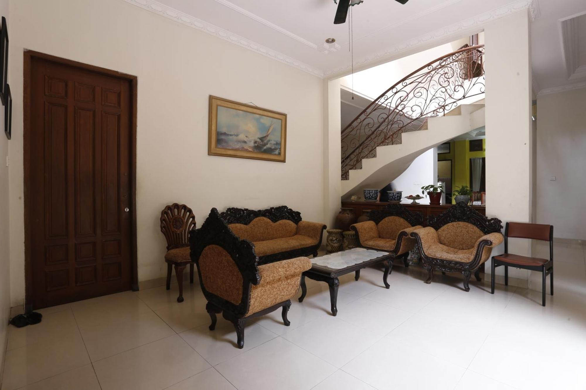 Spot On 94142 Al Fatih Residence Syariah 2 Jakarta Kültér fotó