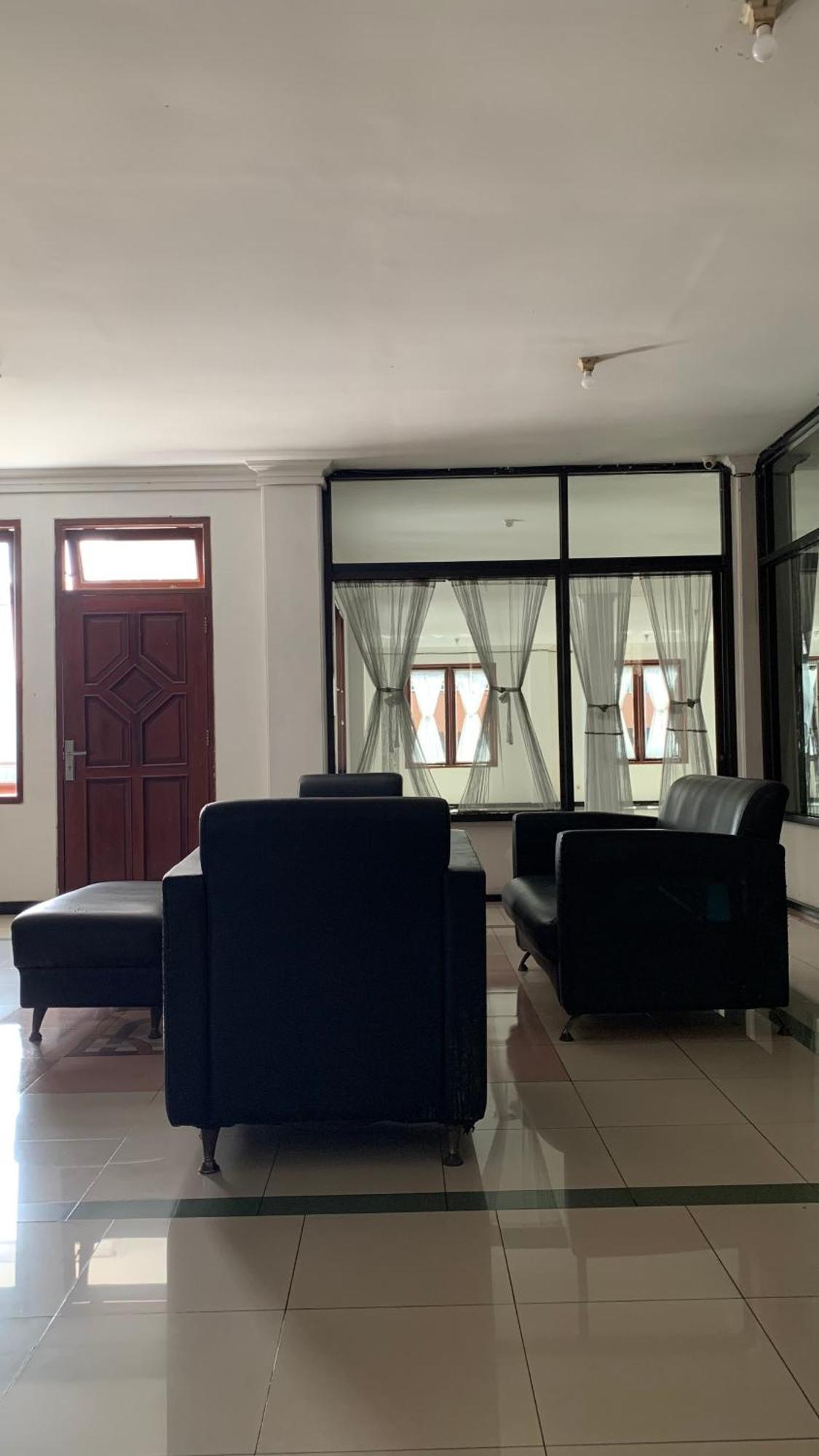 Spot On 94142 Al Fatih Residence Syariah 2 Jakarta Kültér fotó